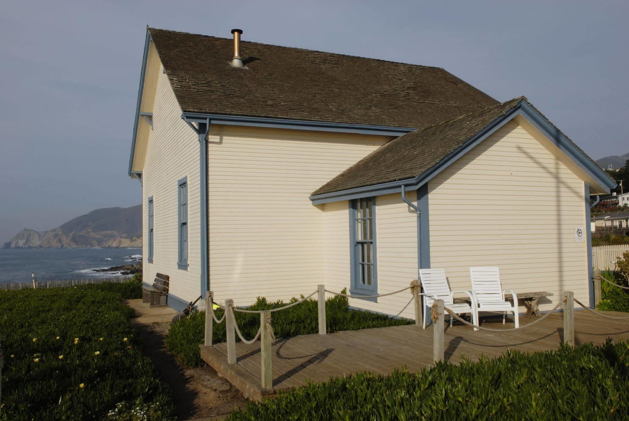 Hi Point Lighthouse 2* Montara